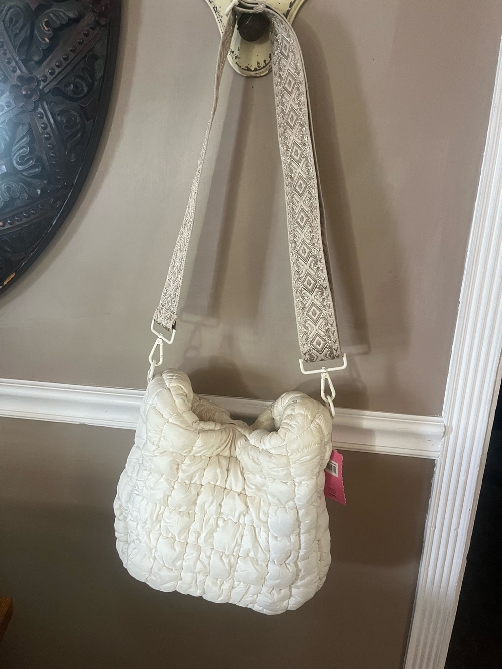 Quilted Puffer crossbody Shoulder Bag in Cream